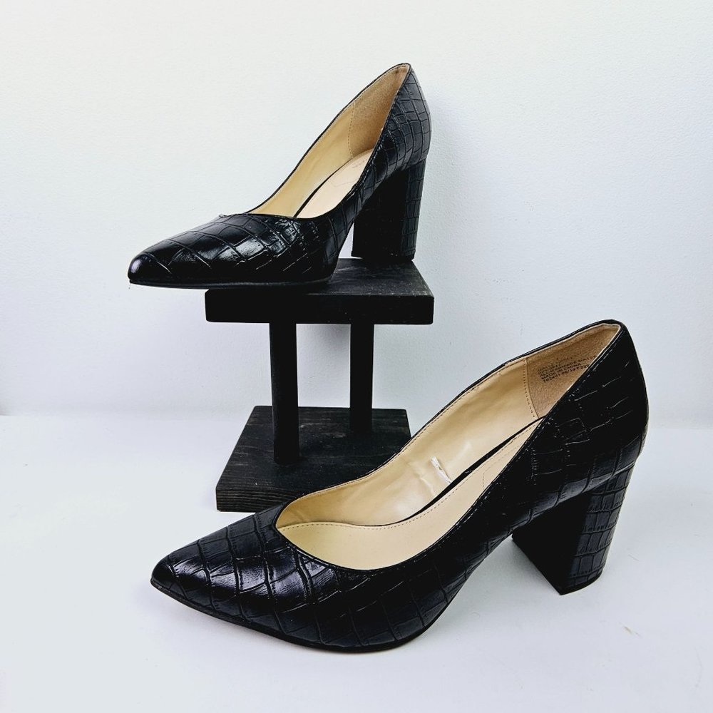 Liz Claiborne Refined Comfort Haslett Vegan Leather Block Heel Pumps Sz 10M - Picture 2 of 7
